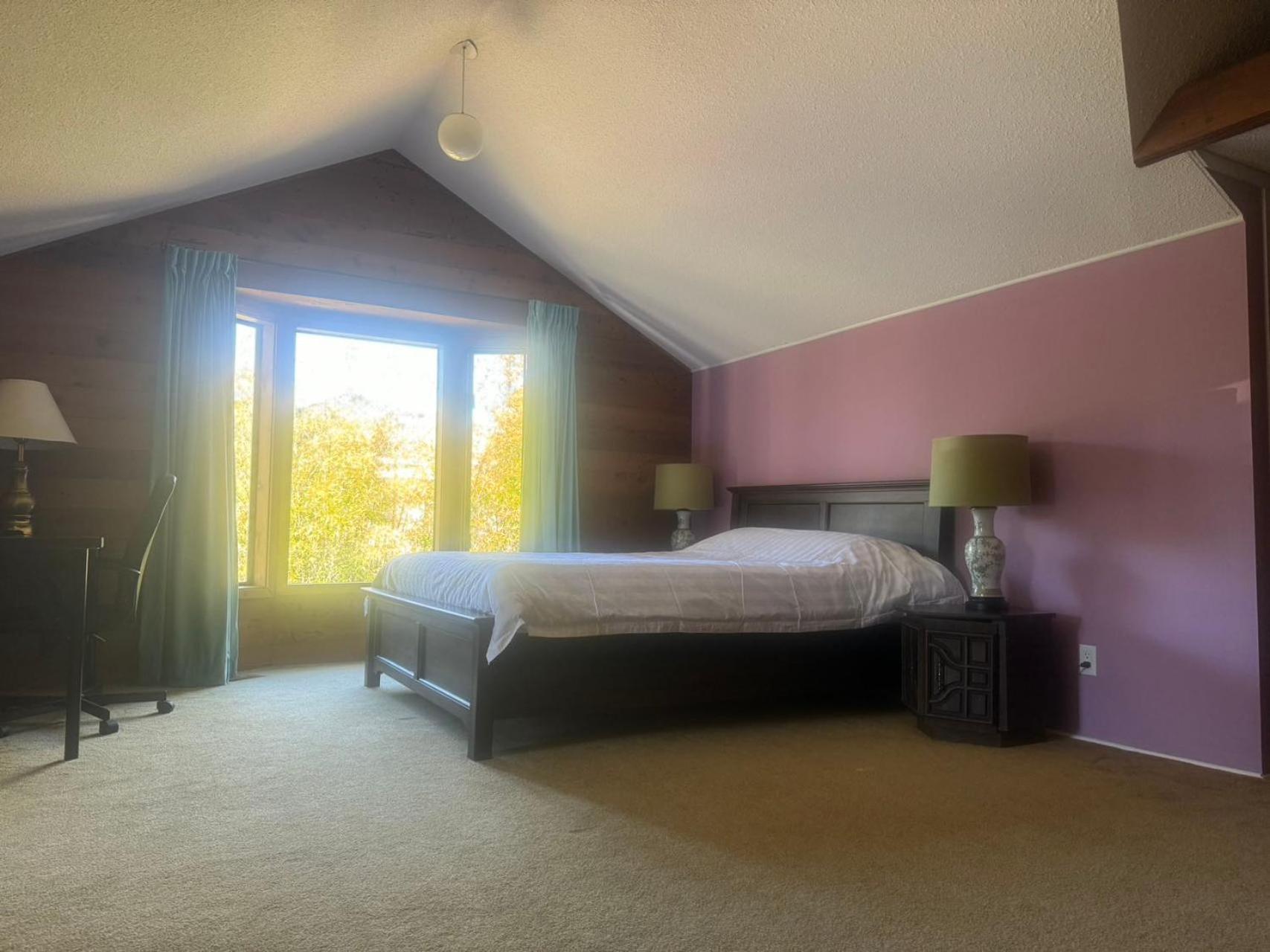 Jason House - Immaculate Suites In A Quiet Seaside Neighbourhood Near Uvic วิกตอเรีย ภายนอก รูปภาพ